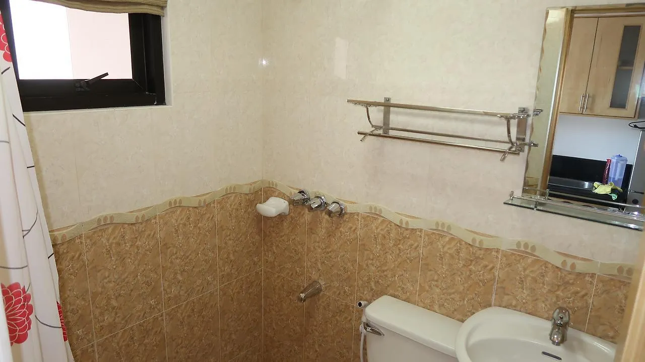 Sofia Suites #300 Angeles Daire