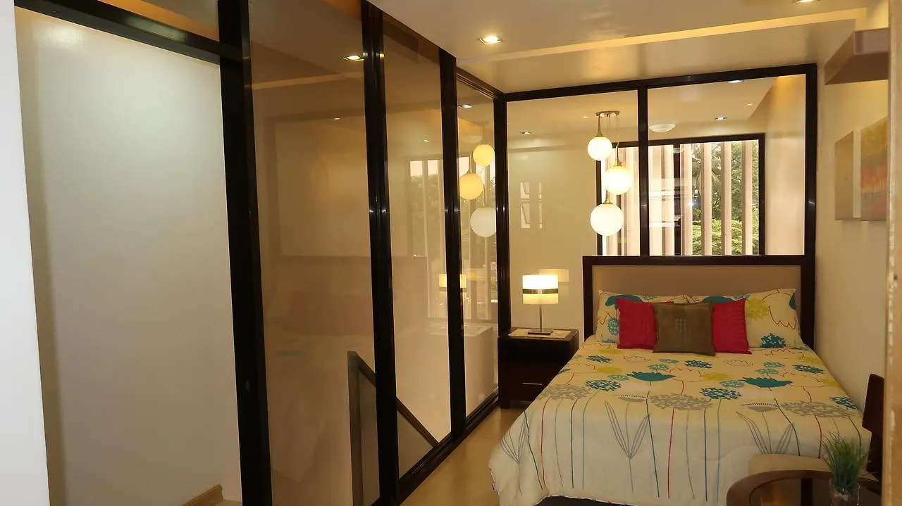Sofia Suites #300 Angeles